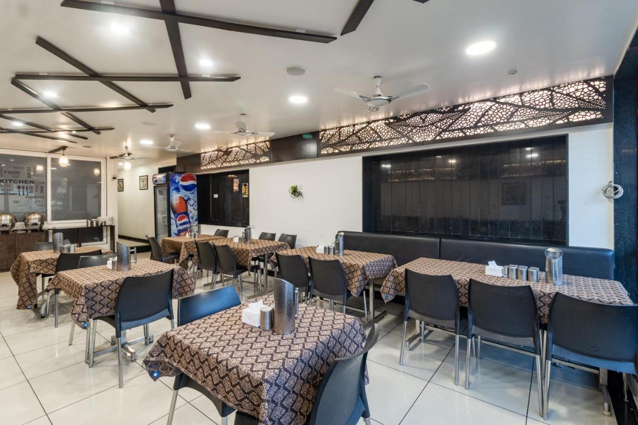 Hotel Vyankatesh & Pure Veg Restaurant Mahābaleshwar Exterior foto