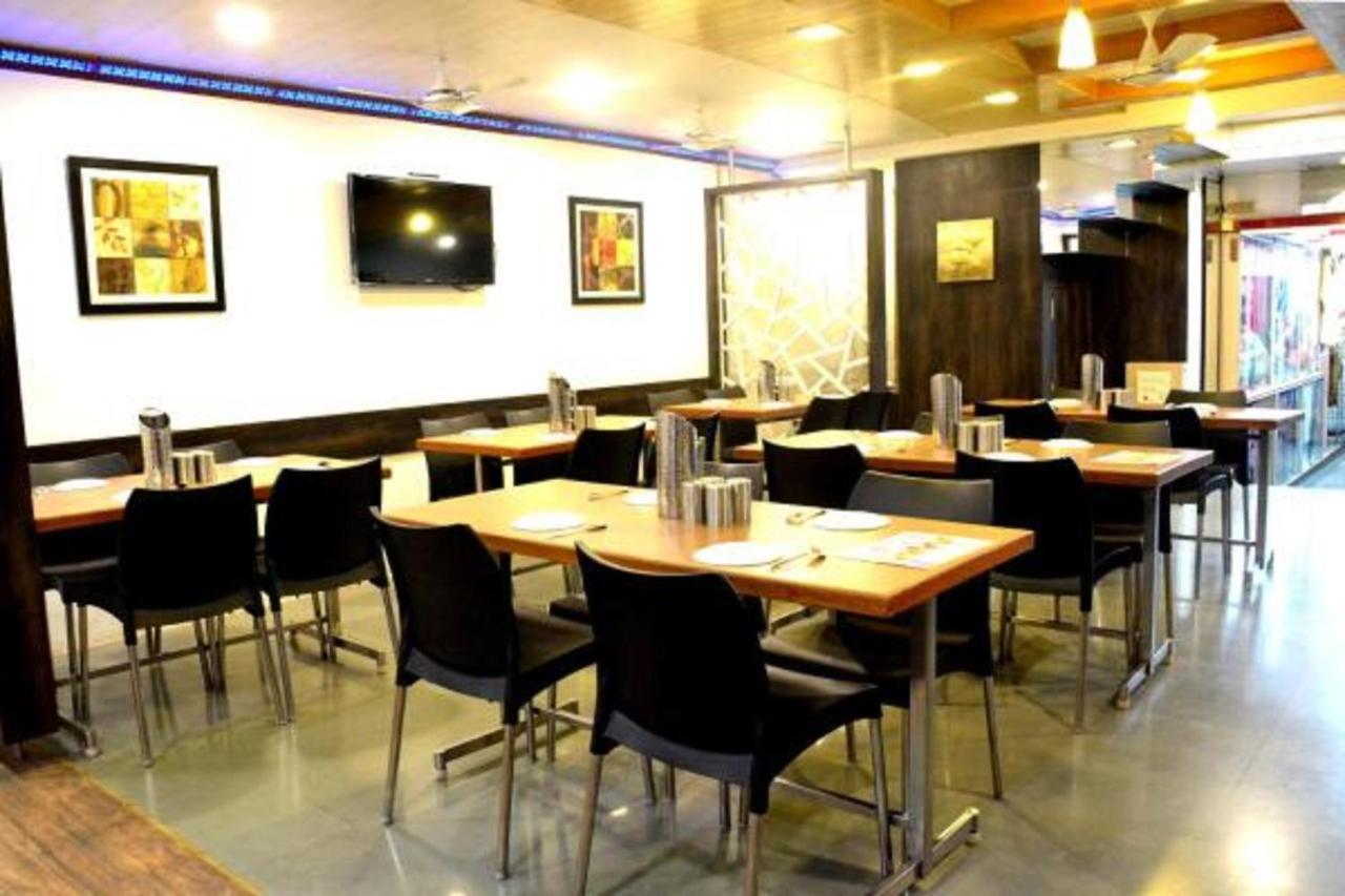 Hotel Vyankatesh & Pure Veg Restaurant Mahābaleshwar Exterior foto